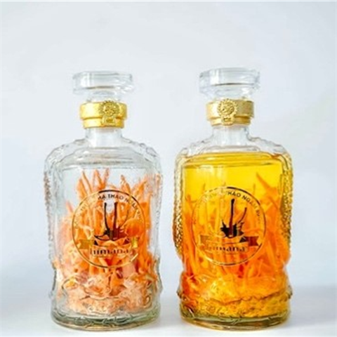 Đông trùng hạ thảo cấy trong chai – Chai RỒNG 500ML (không rượu nếp)